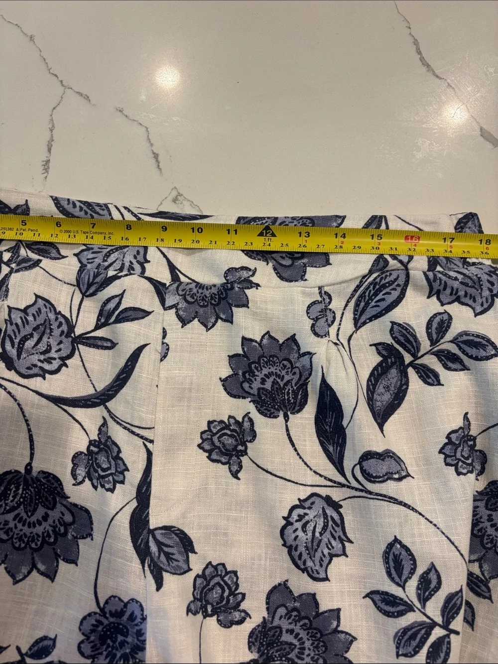 Ella Moss White and Navy Floral Wide-Leg Bermuda Shorts